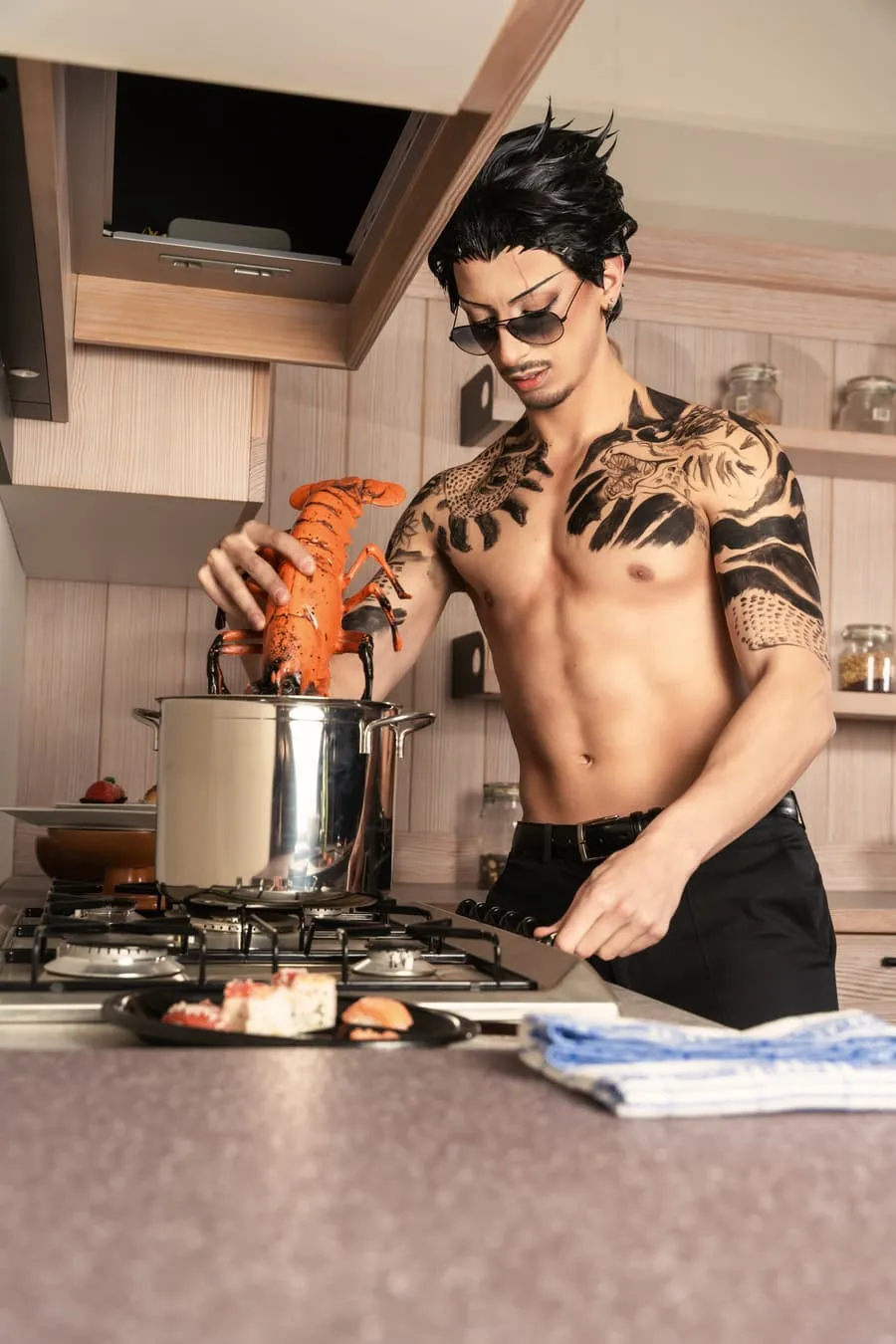 The Way of the Househusband · UltraParadise 2